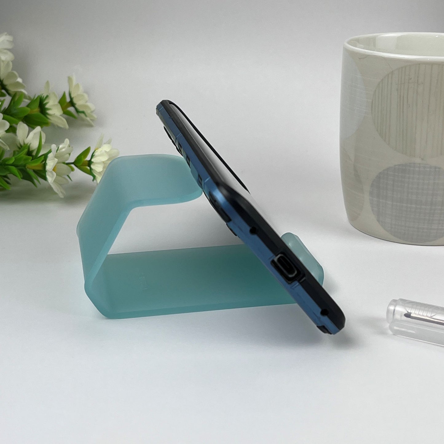 acrylic phone stand iPhone holder